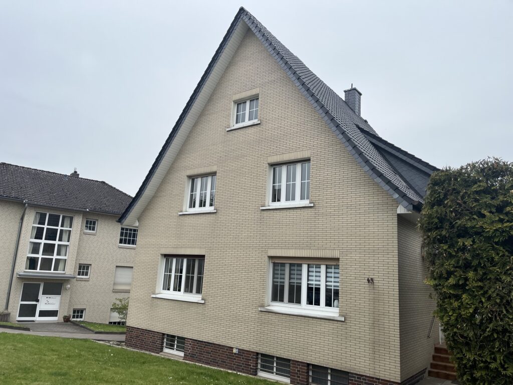Straßenansicht