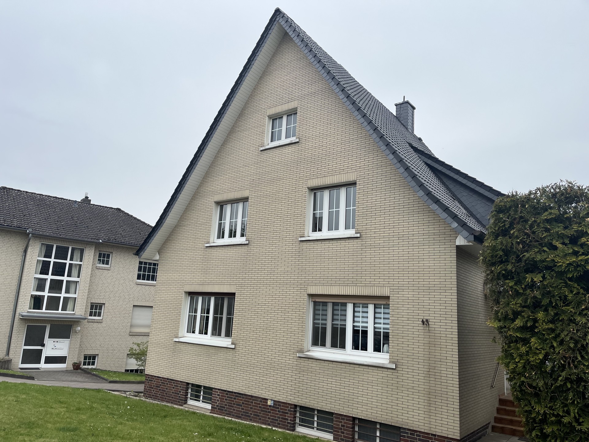 Straßenansicht