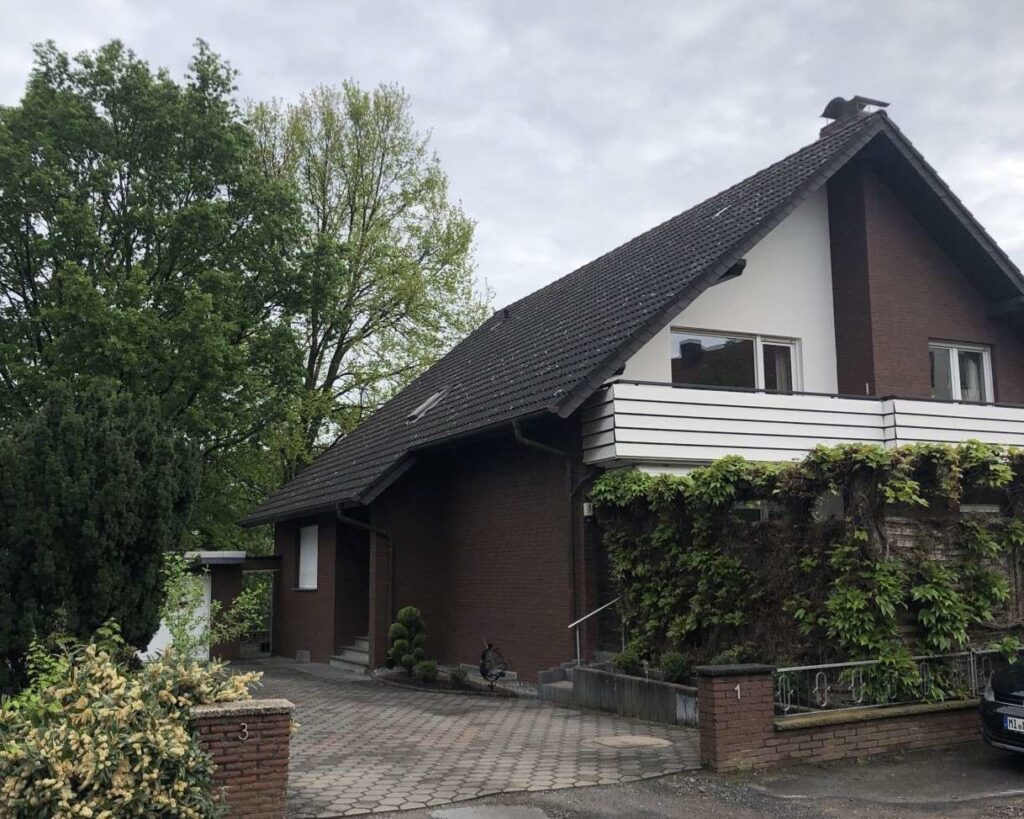 Straßenansicht