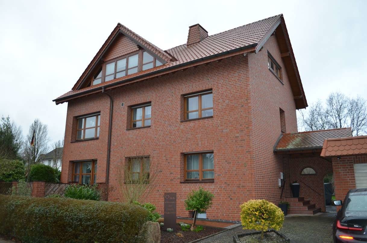 Straßenansicht