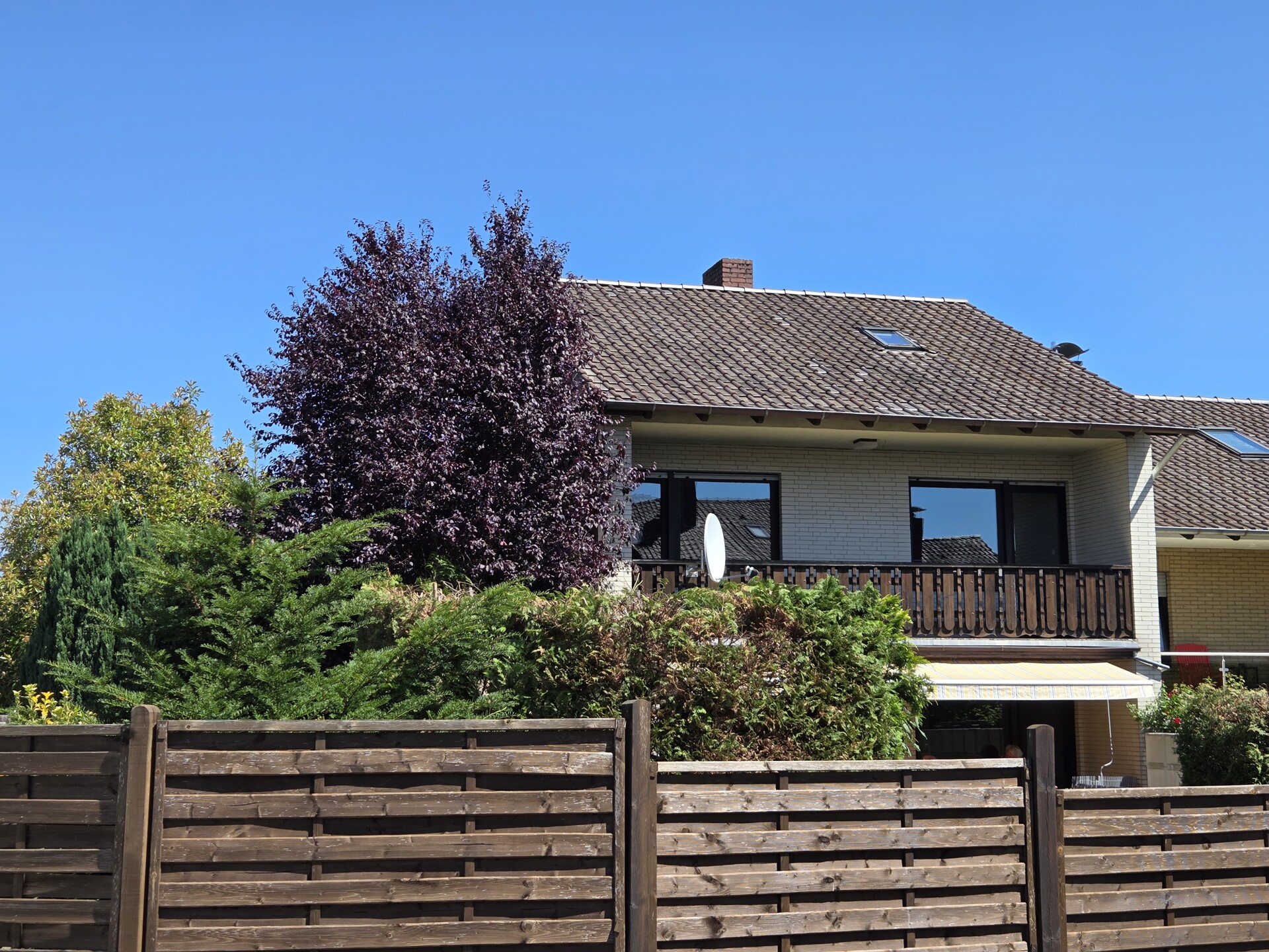 Straßenansicht