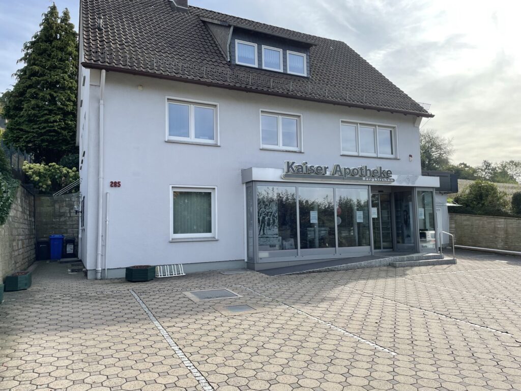 Straßenansicht 1